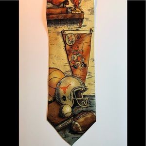🤘Texas Longhorns University of Texas Silk Vintage Tie NWT🤘